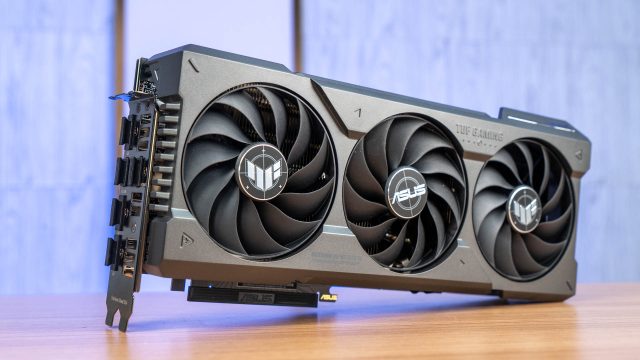 ASUS TUF GAMING GeForce RTX 4070 Ti SUPER 05