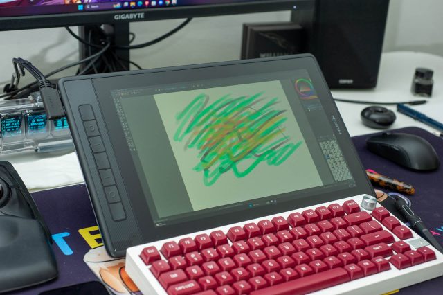 Huion Kamvas Pro 13 23