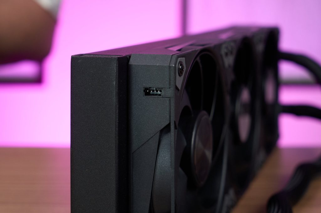 MSI GeForce RTX 5090 32G SUPRIM SOC review 3