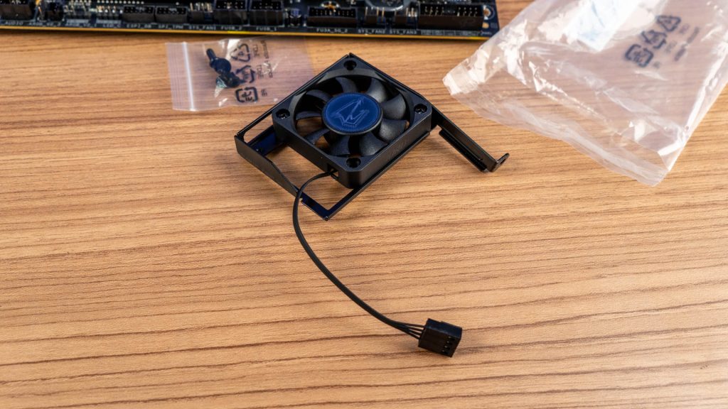 X870E AORUS MASTER 06